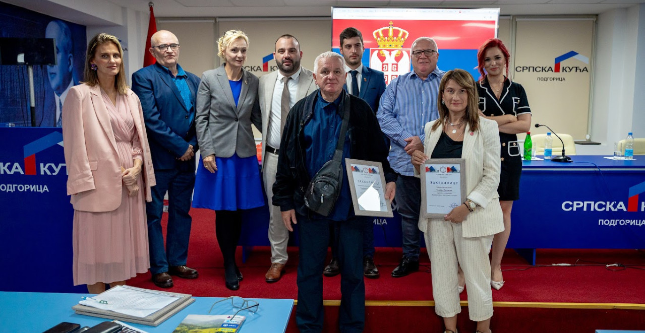 MEDIJI U RASEJANJU - ČVRSTA SPONA SA MATICOM Uspešno održana Prva konferencija srpskih novinara u Crnoj Gori