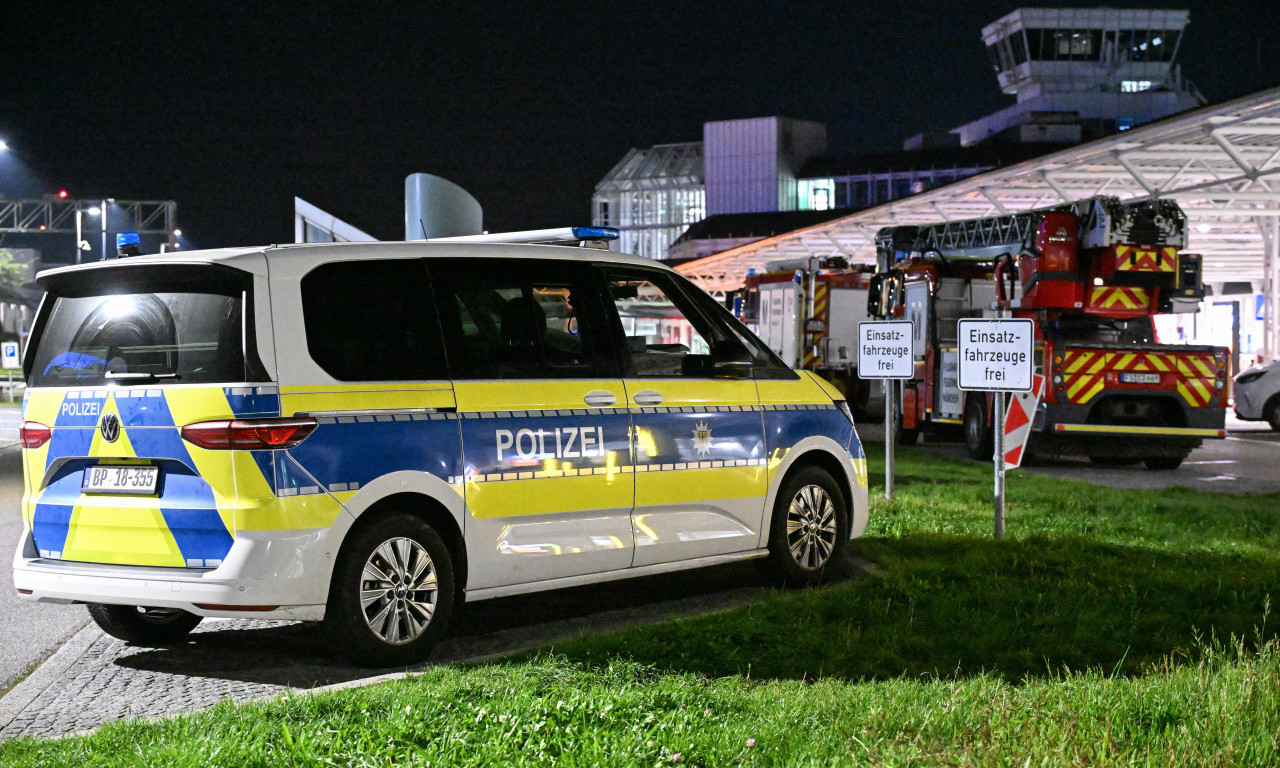 PANIKA U NEMAČKOJ Putnici prijavili dronove iznad aerodroma, ljudi ostali bez letova