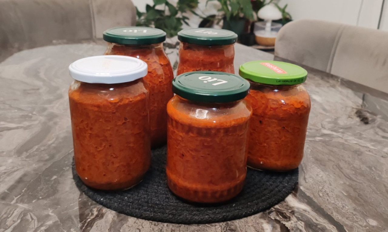 POZNATI AJVAR SE POVLAČI SA TRŽIŠTA! Ukoliko imate ovu teglu kod kuće, odmah je bacite