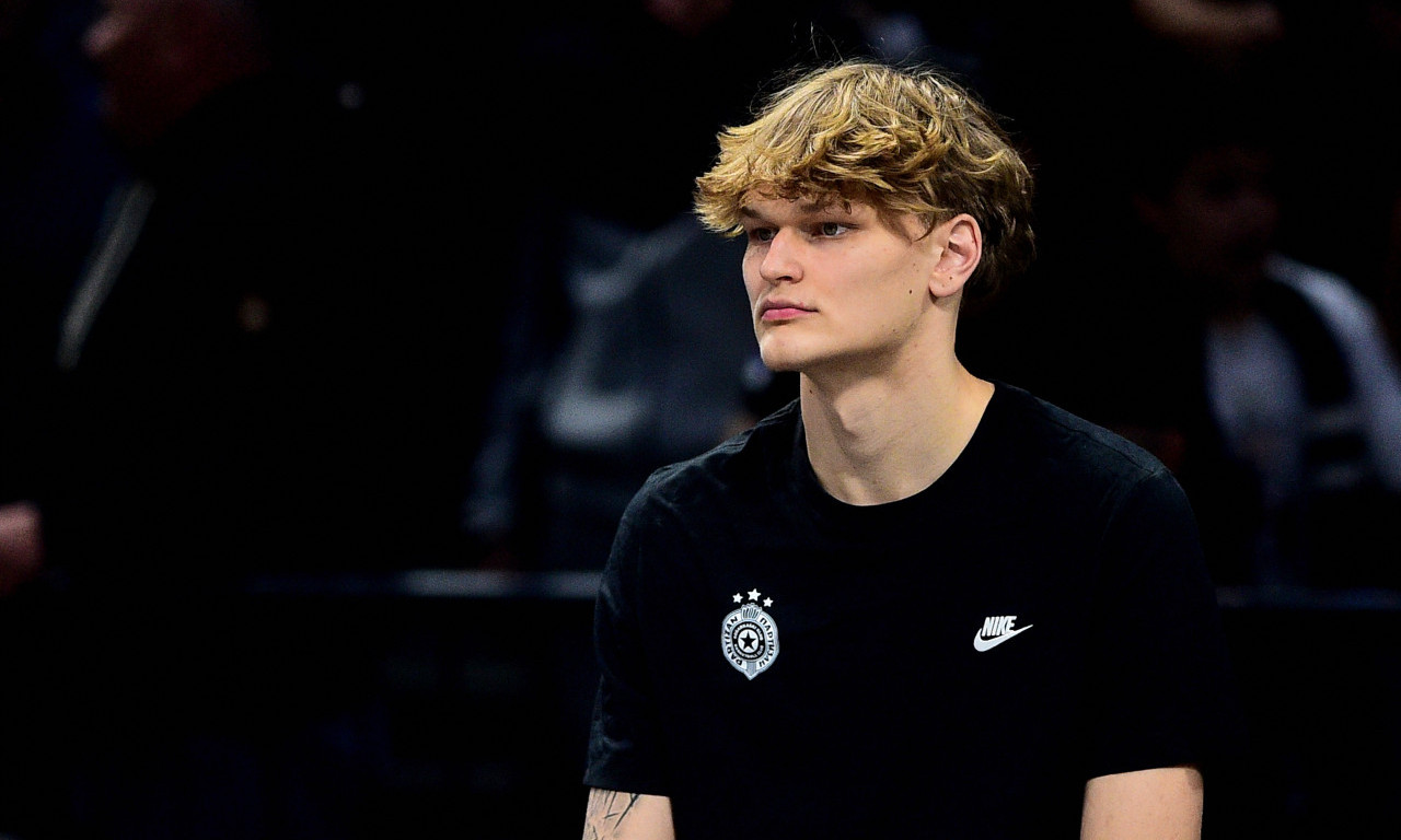 EVO KADA MIKA MURINEN DEBITUJE ZA PARTIZAN Grobari već u transu!