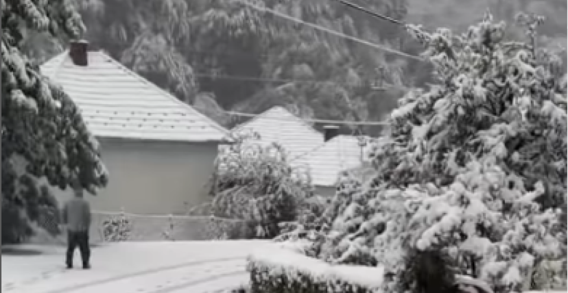 OKO 15 CENTIMETARA SNEGA I IDILIČNI PEJZAŽ ZABELEŽENI DANAS KOD KRAGUJEVCA Zabelelo se u srcu Šumadije (VIDEO)