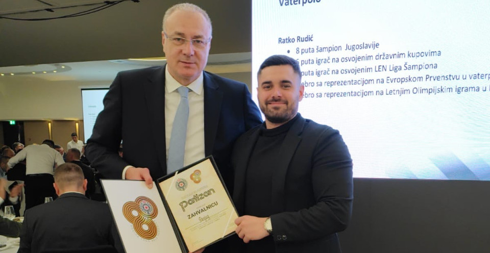 ZAVIRITE NA GALA SLAVLJE POVODOM 80. ROĐENDANA PARTIZANA Specijalno priznanje za Tanjug (FOTO)