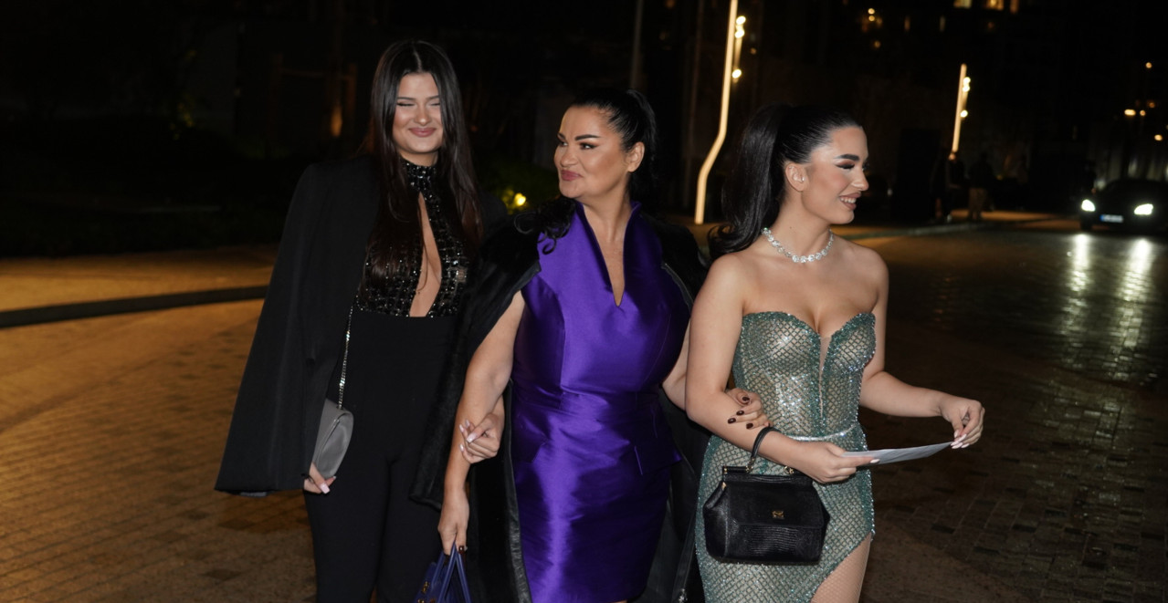 PEVAČICA JANA PONIZILA ĆERKU PRED KAMERAMA: „Ovo je poslednji intervju koji ćeš dati, nisi ti za to“ (VIDEO)