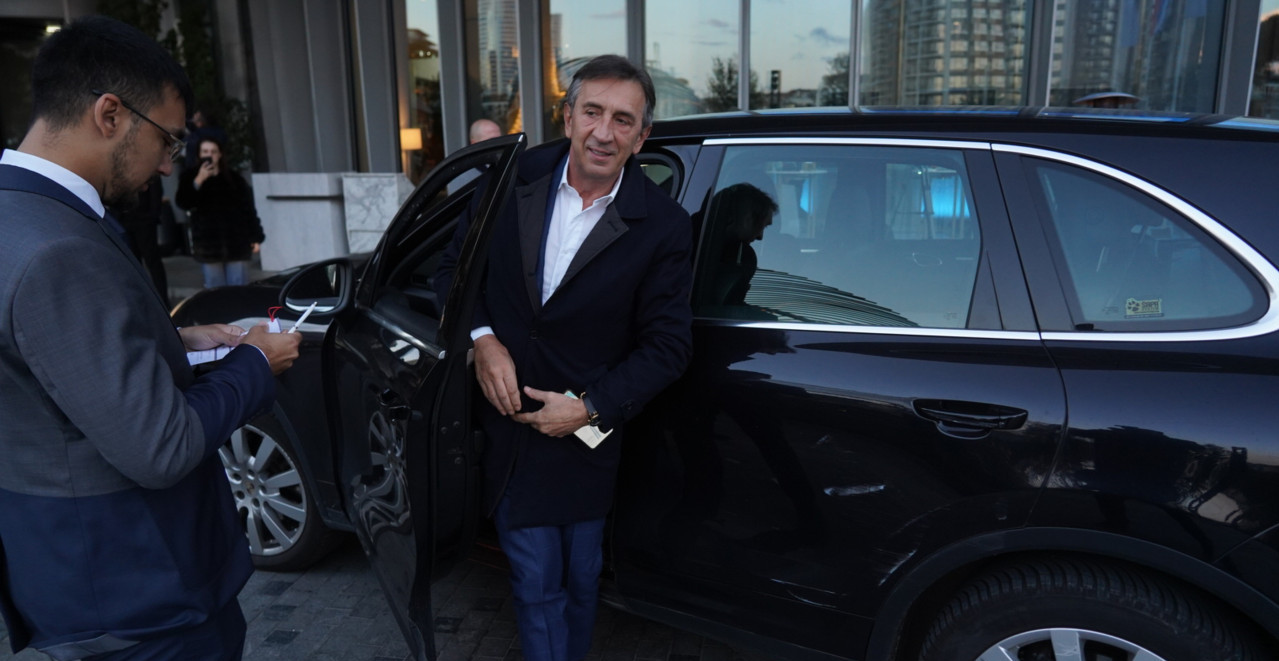 ŽIKA JAKŠIĆ PROSLAVLJA 62. ROĐENDAN: Glamurozna žurka u Beogradu i nikad iskrenija ispovest o borbi za zdravlje (VIDEO)