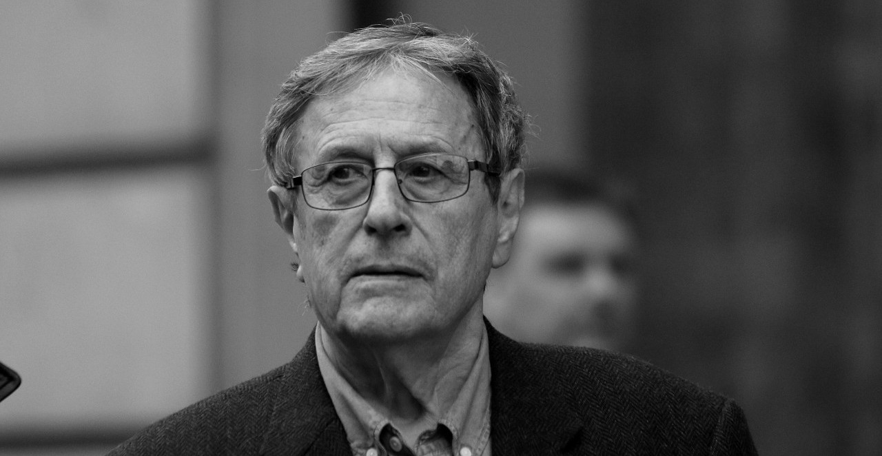 OTIŠAO JE ZDRAVKO ŠOTRA, ALI NJEGOVE REČI ŽIVE Ovo su replike koje su nas učile da volimo, smejemo se i živimo