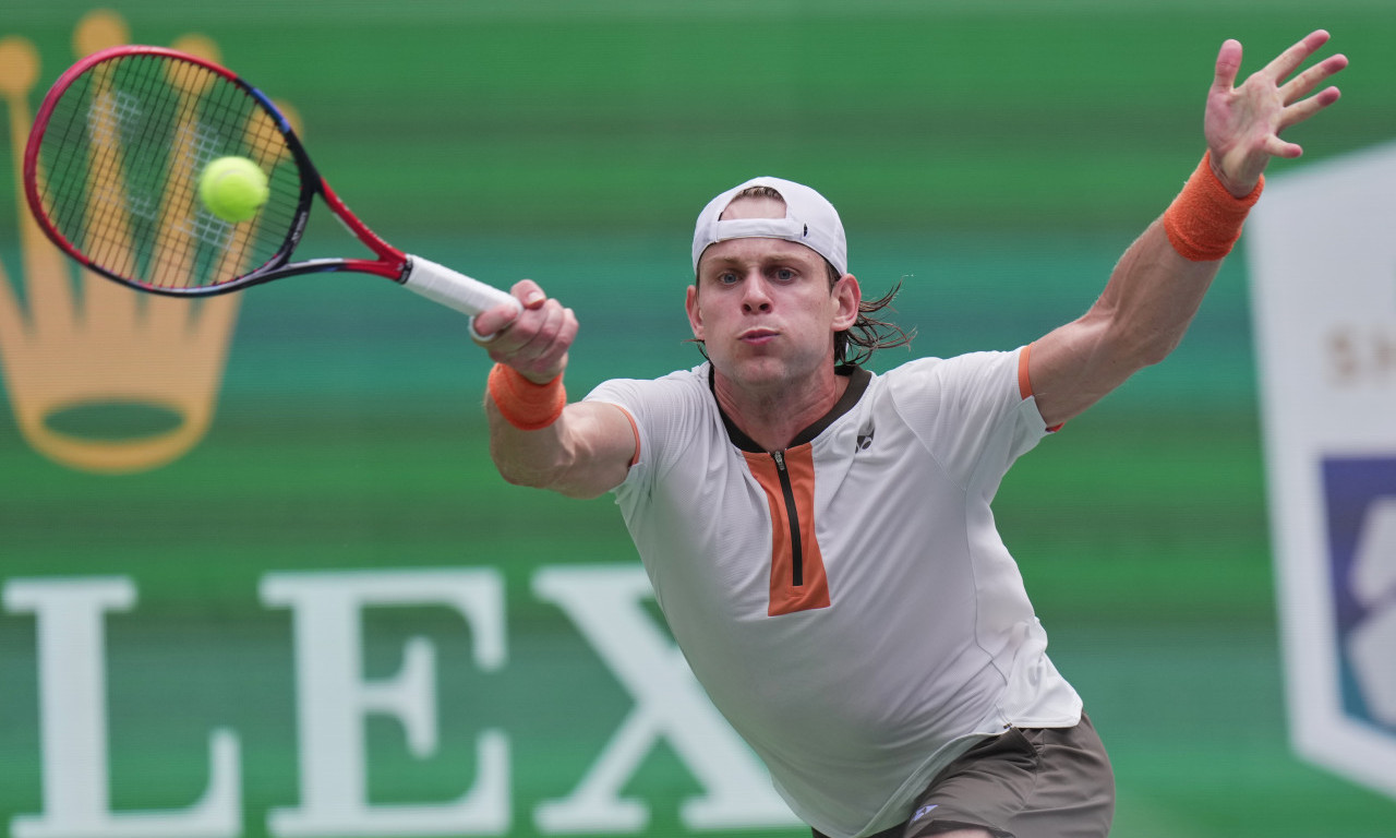 IME DOBIO PO ZIDANU, SVIRA KLAVIR I IGRA TENIS ŽIVOTA Ko je Zizu Bergs - Đokovićev rival u četvrtfinalu Šangaja?