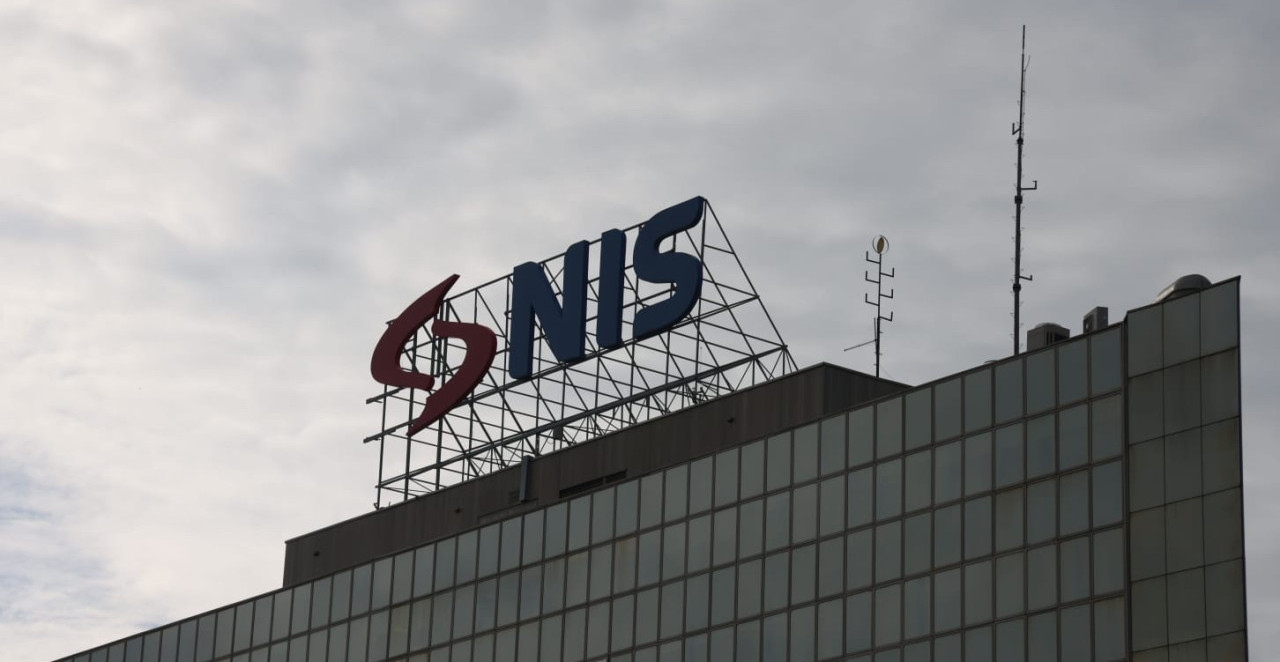 NIS DOBIO NOVO PRODUŽENJE OD AMERIKE! OFAK produžio licencu do 11. decembra, evo šta to znači za Srbiju