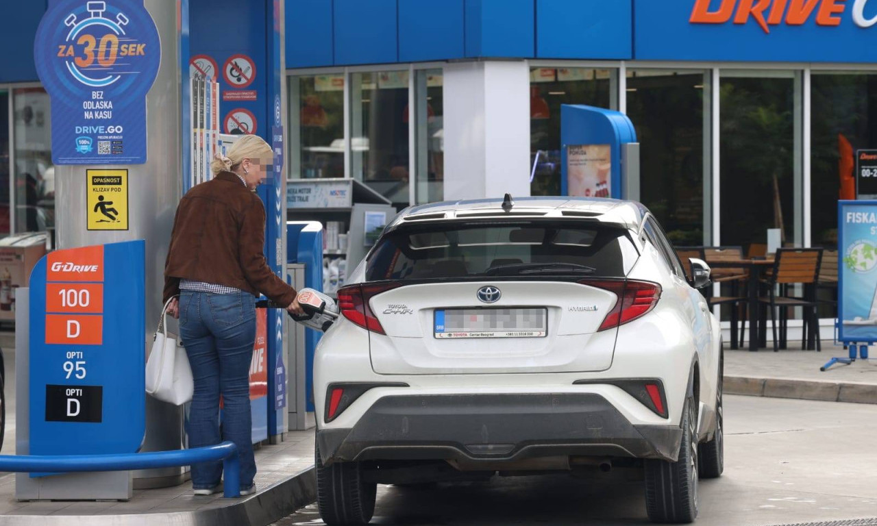 POJEFTINILO GORIVO! Ovo su nove cene dizela i benzina