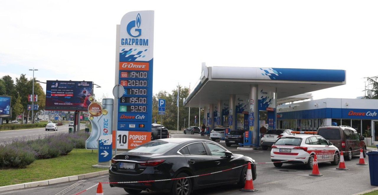 PAZITE GDE SIPATE GORIVO, AKO PLANIRATE PUTOVANJE! Evo gde je ubedljivo najjeftinije