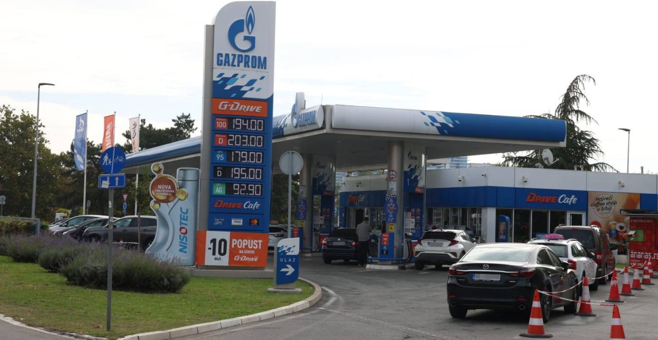 POSKUPELO GORIVO U SRBIJI!  Evo koliko novca ćemo sada ostavljati na pumpama