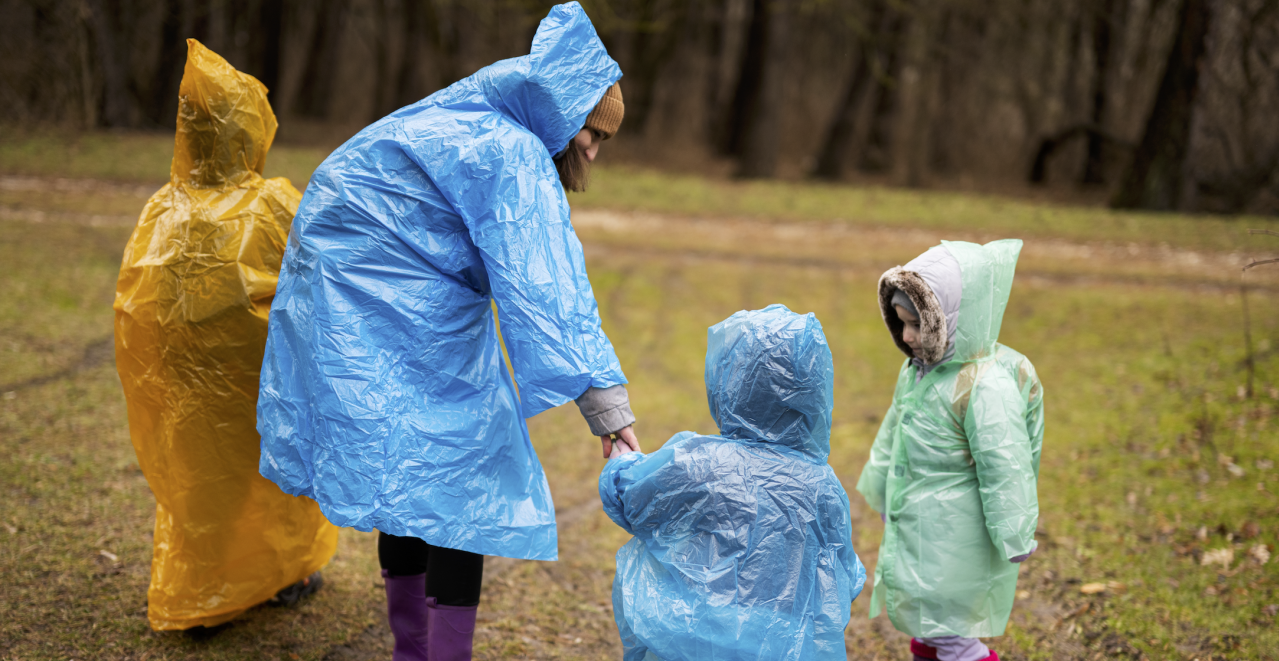 ZBOG OPASNOSTI OD DAVLJENJA POVLAČE SE DEČIJE KABANICE Proverite da li imate ovaj model (FOTO)