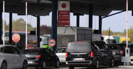 SVI SU SE PLAŠILI KOLAPSA, ALI STIGLE SU NOVE VESTI: Evo kakvo je stanje na graničnim prelazima