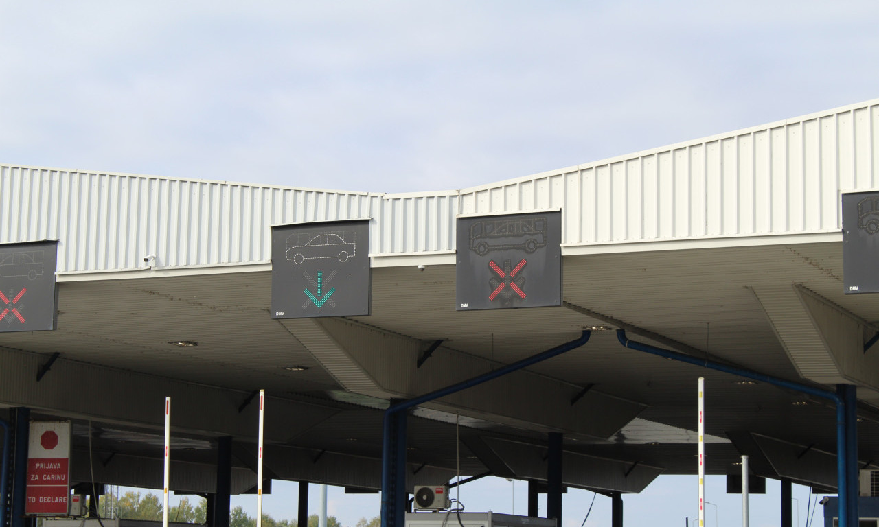 STANJE NA PUTEVIMA: Teretnjaci čekaju sat i po na ulazu u Srbiju na graničnom prelazu Preševo