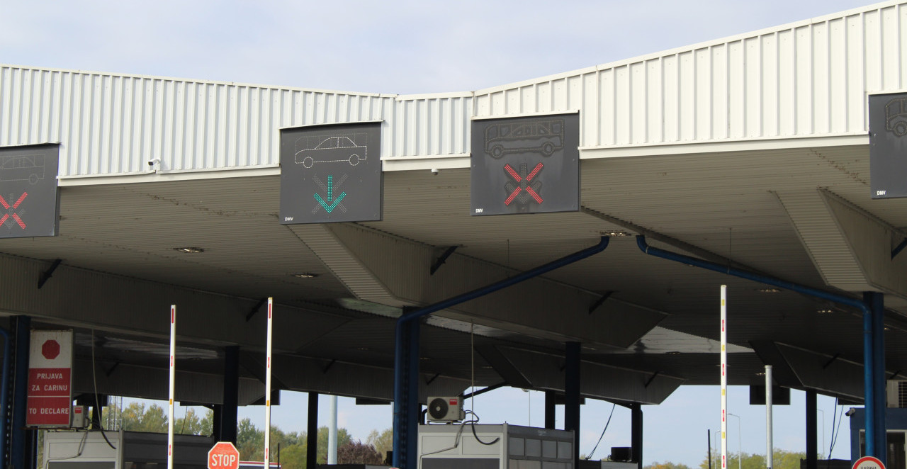 AKO KREĆETE NA PUT, OVO MORATE ZNATI: Na ovim graničnim prelazima se čeka i po 5 sati