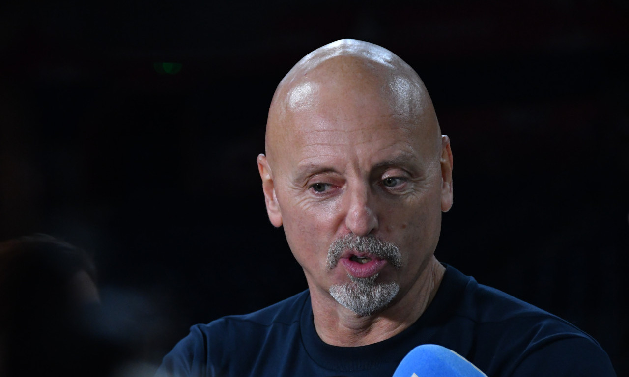 SAŠA OBRADOVIĆ OTKRIO SJAJNE VESTI: Vraćaju se dva povređena igrača, stiže i novo pojačanje!