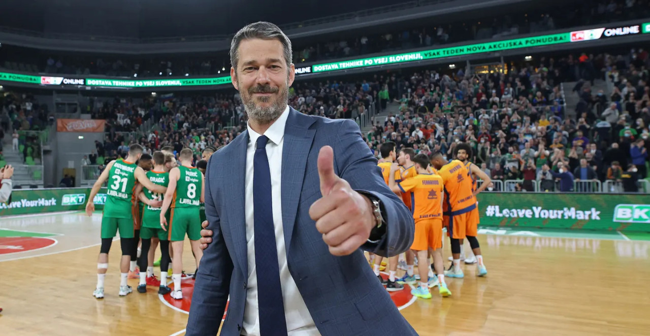 NAGRAĐEN ZA POBEDE Održao lekciju Partizanu i Feneru, dobio novi ugovor