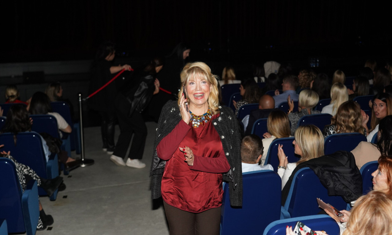 SUZANA MANČIĆ OTKRILA ISTINU O TRUDNOĆI ĆERKE Govorila i o venčanju Teodore i generala (VIDEO)