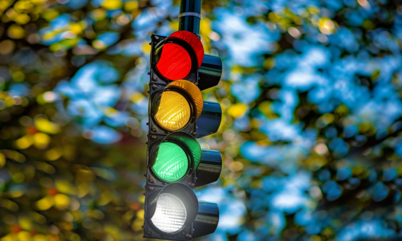 DOBIĆEMO I ČETVRTU BOJU NA SEMAFORU: Evo kako bi uskoro mogao da funkcioniše saobraćaj