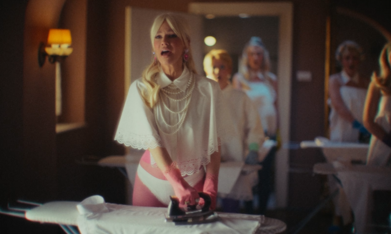 OVU PESMU JE NATAŠA BEKVALAC POSVETILA MIODRAGU KOSTIĆU Pogledajte spot i sve će vam biti jasno (VIDEO)