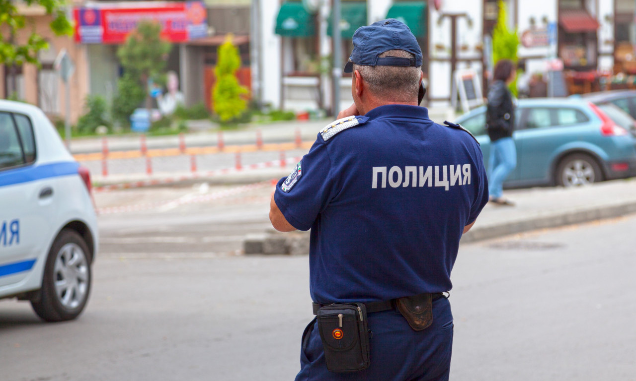 MUŽ I ŽENA IZ SRBIJE POGINULI U BUGARSKOJ Podlegli teškim povredama posle lančanog sudara sa kamionima