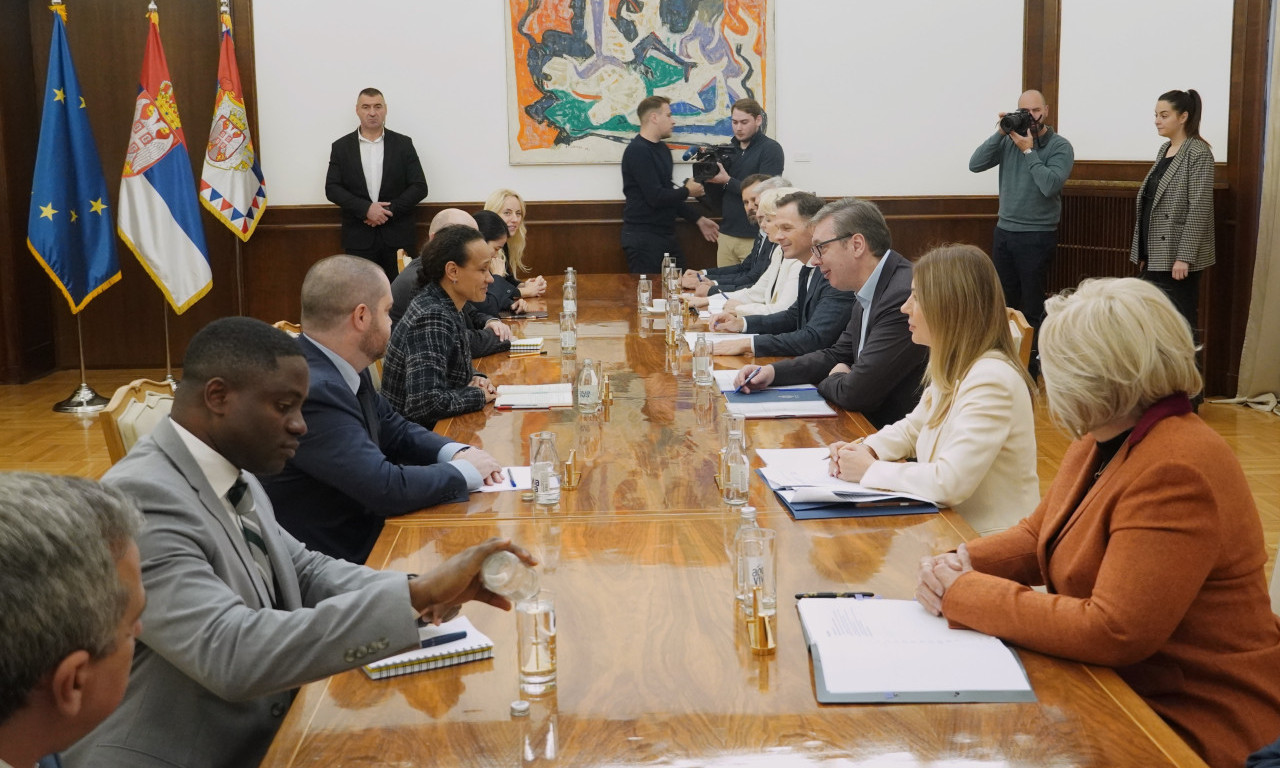 VUČIĆ POSLE VAŽNOG SASTANKA SA PREDSTAVNICIMA MISIJE MMF-A: Naš zajednički cilj ostaje jasan (FOTO)