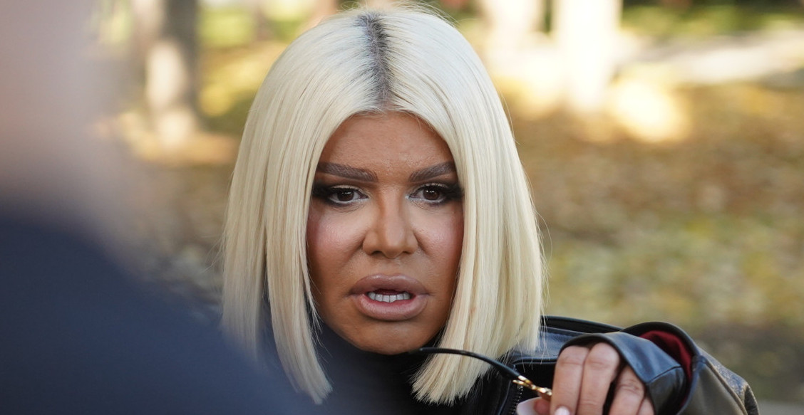 DARA BUBAMARA SRUŠILA STO I POVREDILA KEBU: Ovako nešto niste videli za 20 godina u "Zvezdama Granda", a Ceca je tek hit