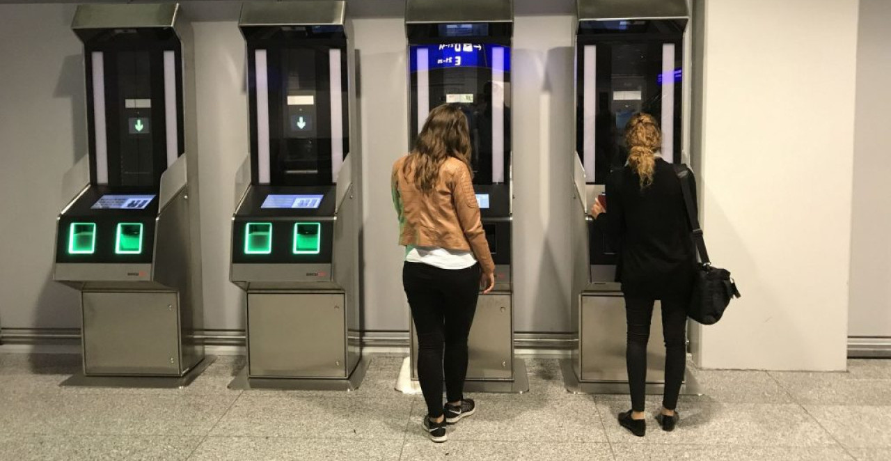 SRBI, AKO IDETE U MAĐARSKU - NAORUŽAJTE SE STRPLJENJEM! Na ovom prelazu počela primena novog sistema za ulazak (FOTO)