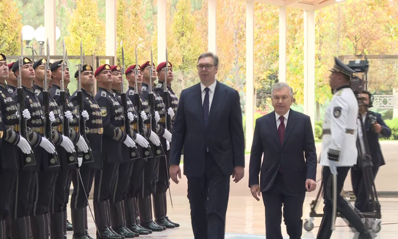VUČIĆ SVEČANO DOČEKAN U TAŠKENTU: Počeo sastanak delegacija Srbije i Uzbekistana (VIDEO)