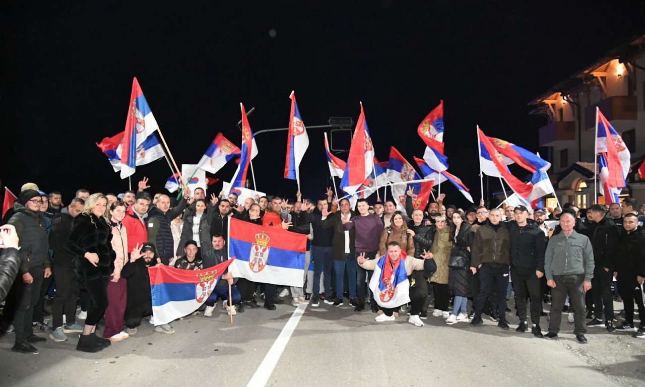 OVI KORACI ČUVAJU SRBIJU Srbi sa KiM koji pešače ka Novom Sadu napreduju ka Ljigu: "Ne predajemo se"