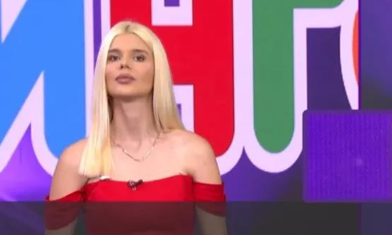 VODITELJKA NA HAPPY TV PALA U NESVEST Snimljen jeziv trenutak, vodila "Bingo" pa se srušila (VIDEO)