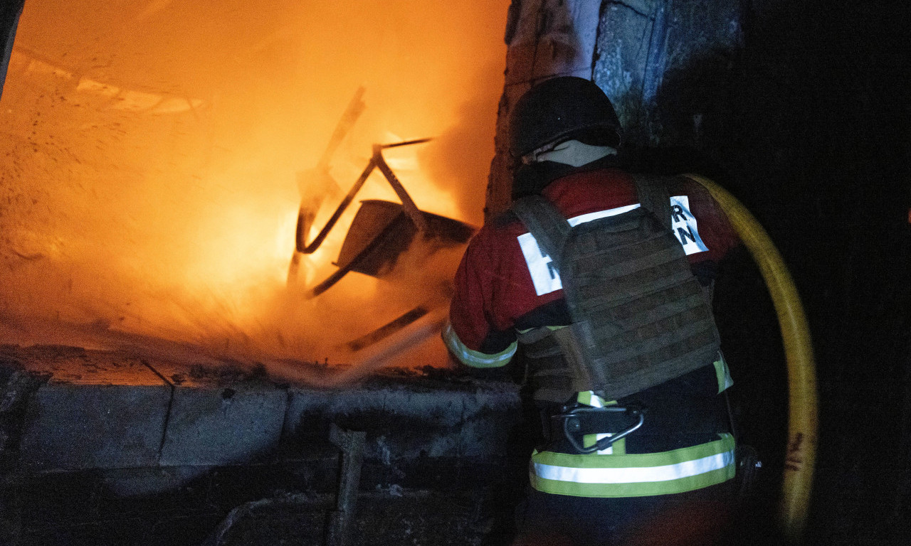 GORI LUKOIL RAFINERIJA! EKSPLOZIJA I U PETROHEMIJI Nižu se dramatične scene širom Rusije (VIDEO)