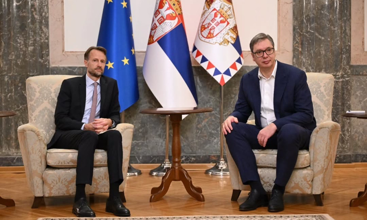 VUČIĆ SE SASTAO SA BEKERATOM: "Srbija ostaje odgovoran i pouzdan partner EU" (FOTO/VIDEO)
