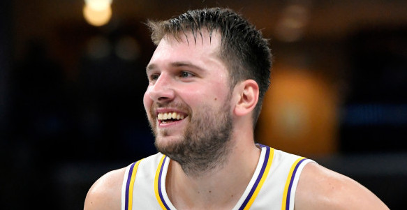 LUKA DONČIĆ U VEZI SA AMERIČKOM GLUMICOM? Anamariju ostavio pred rođenje drugog deteta!