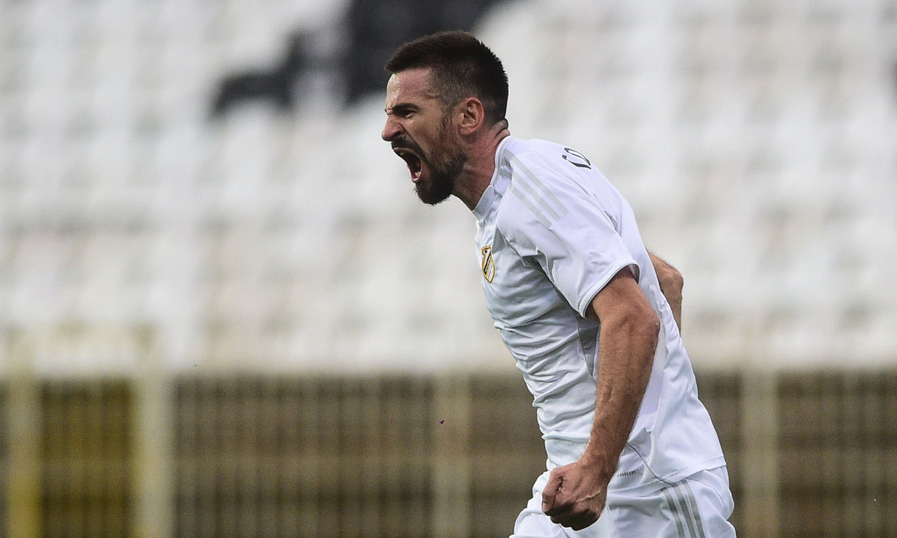 "PI**O CIGANSKA - KRENUO JE NAJSTRAŠNIJE DA ME VREĐA" Fudbaler Čukaričkog otkrio jezive detalje tuče sa kapitenom Partizana