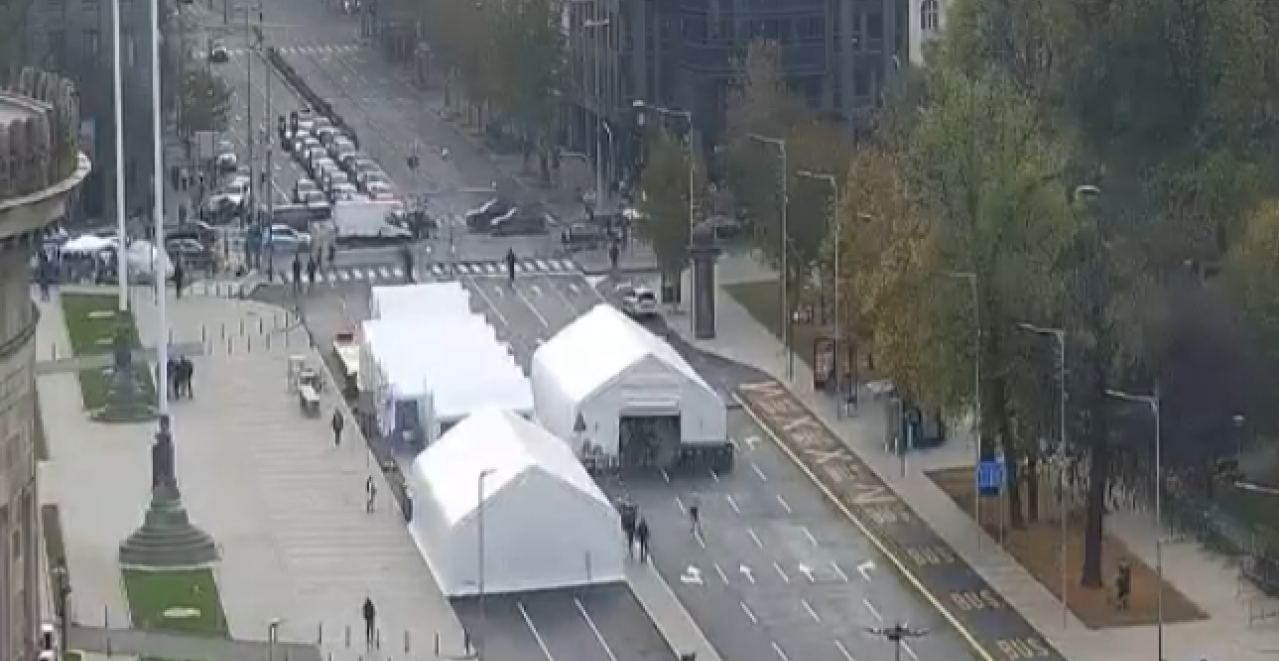 ŠTA SE OVOG JUTRA DEŠAVA ISPRED SKUPŠTINE SRBIJE? Evo kako protiče saobraćaj u centru Beograda