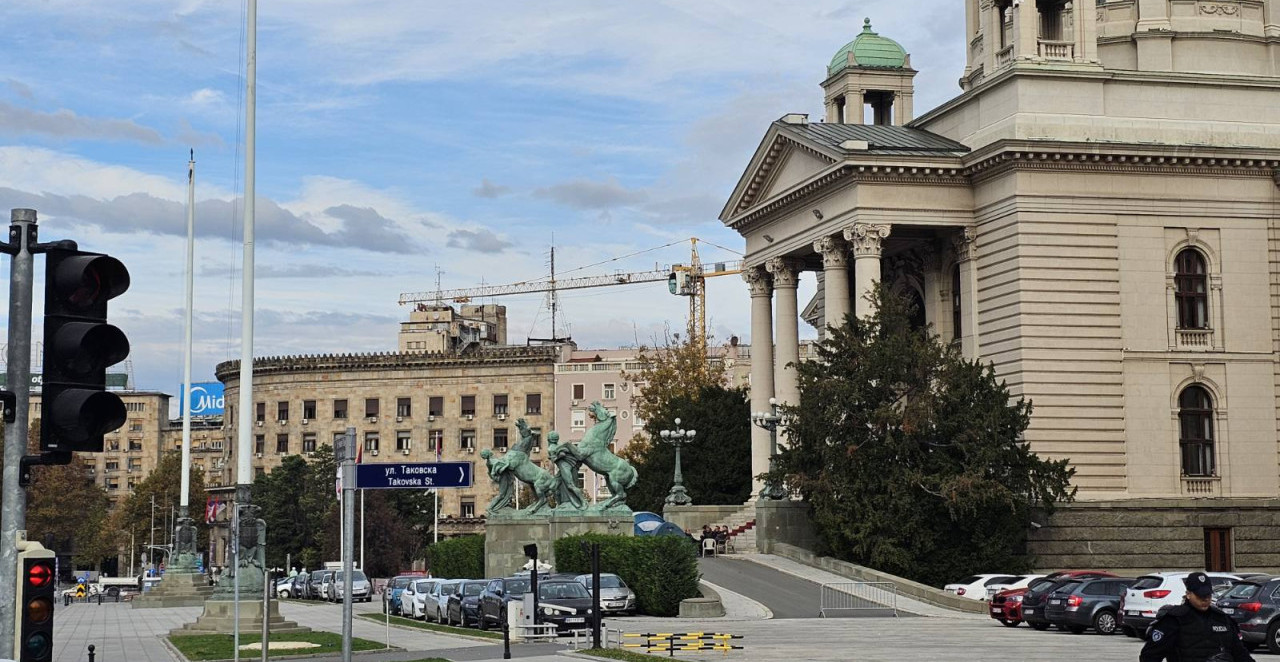 POČELO SUĐENJE VLADANU ZBOG PUCNJAVE I POŽARA ISPRED SKUPŠTINE Evo šta je rekla odbrana