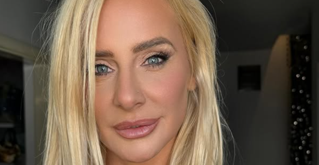MILICA DABOVIĆ OBJAVILA BEZOBRAZAN SELFI IZ KUPATILA! Preko tela samo trakice (FOTO)