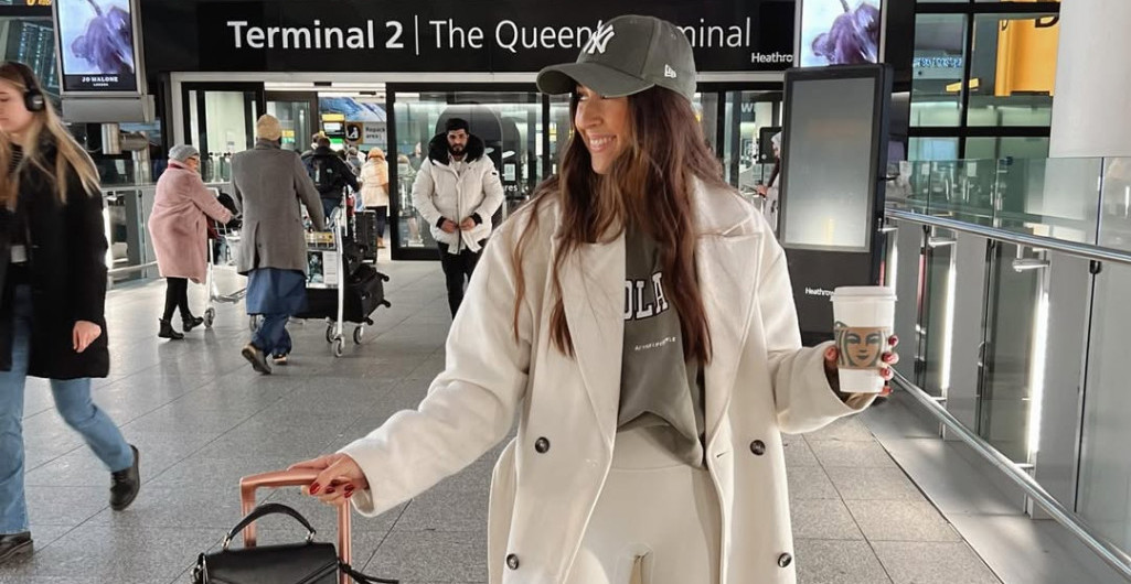 OUTFIT ZA AERODROM Tri stilska trika da izgledate kao da letite biznis klasom (FOTO)