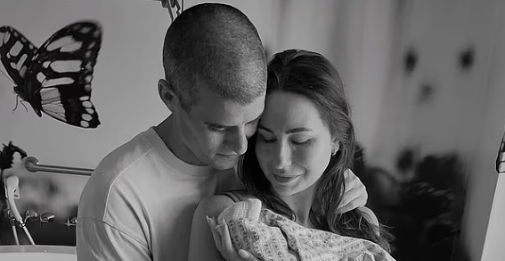 UMRLA BEBA RIJALITI ZVEZDE Roditelji skrhani: "Žao nam je, nema pulsa" će nas zauvek proganjati (FOTO)