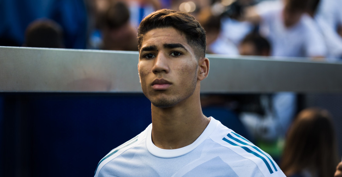 JAUCI I PLAČ NA TERENU Hakimi povređen u duelu sa Dijazom, strašne scene u Ligi šampiona (FOTO + VIDEO)