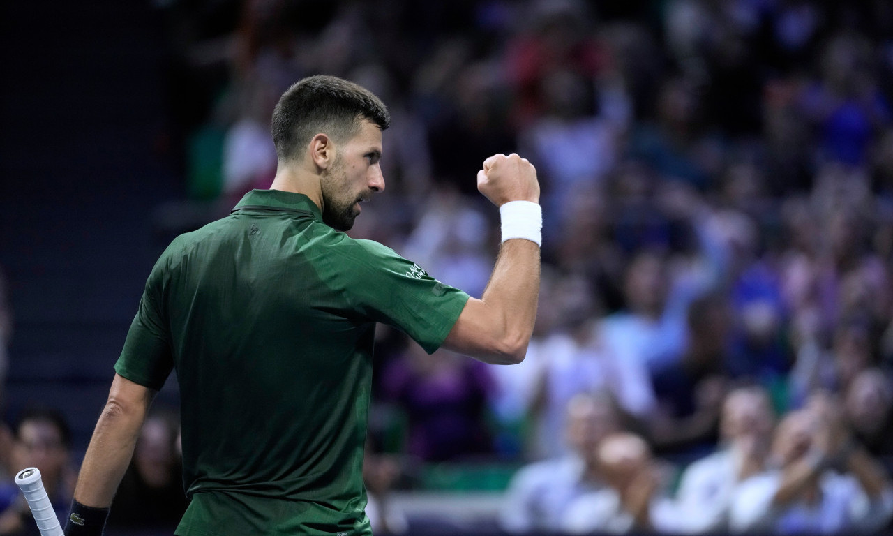 ĐOKOVIĆ U FINALU! Novak rutinski do borbe za titulu u Atini
