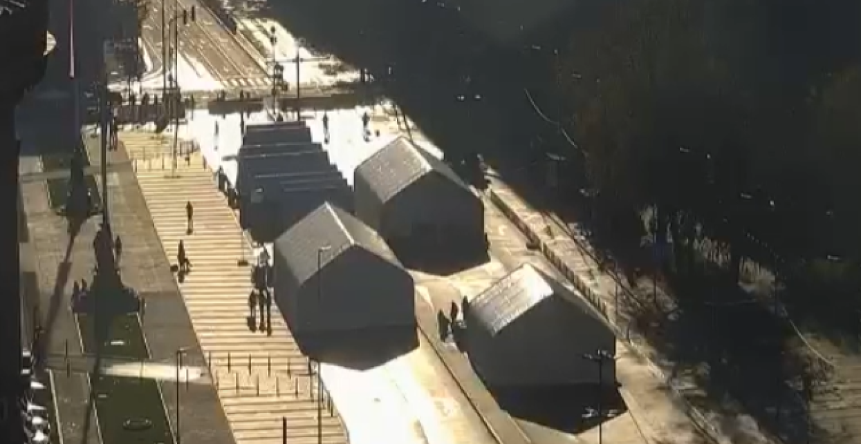 ŠTA SE DEŠAVA ISPRED SKUPŠTINE SRBIJE Raspoređeni pripadnici policije, a evo kako se odvija saobraćaj