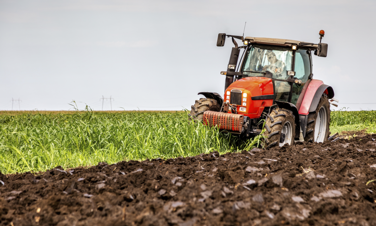 OPASNO! Hitno se povlači popularni traktor, ministarstvo izdalo upozorenje! (FOTO)