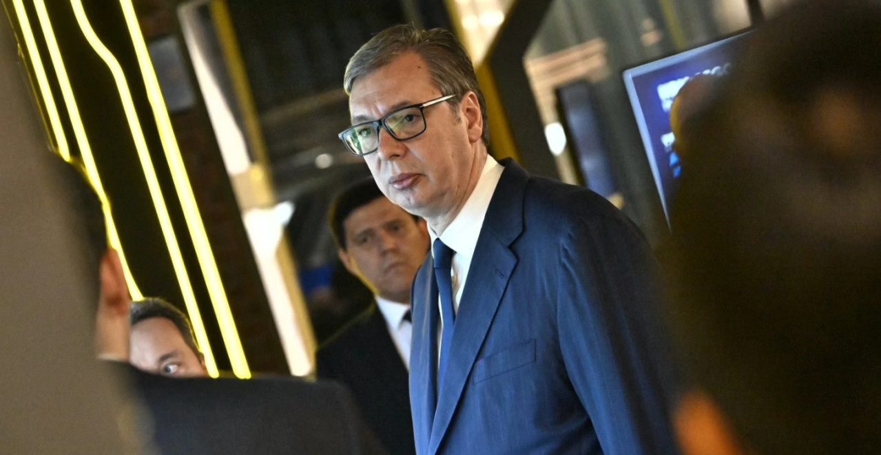 VANREDNA SEDNICA VLADE SRBIJE Vučić poručuje iz Davosa: "Biće još mnogo problema..."