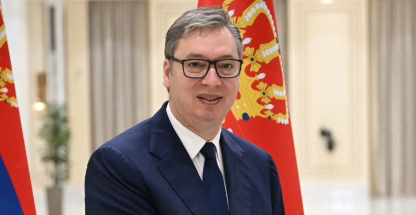 PREDSEDNIK VUČIĆ ČESTITAO VERNICIMA BADNJE VEČE "Želim da nas osećaj zajedništva i sloge ispunjava zauvek..." (VIDEO)