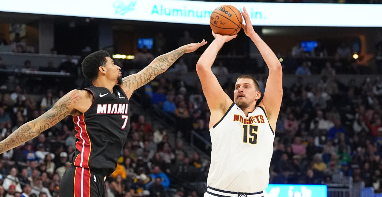 JOKIĆEV MONSTRUOZNI TRIPL-DABL BIO PREVIŠE ZA MAJAMI Denver slavio uz dominaciju Srbina (FOTO/VIDEO)