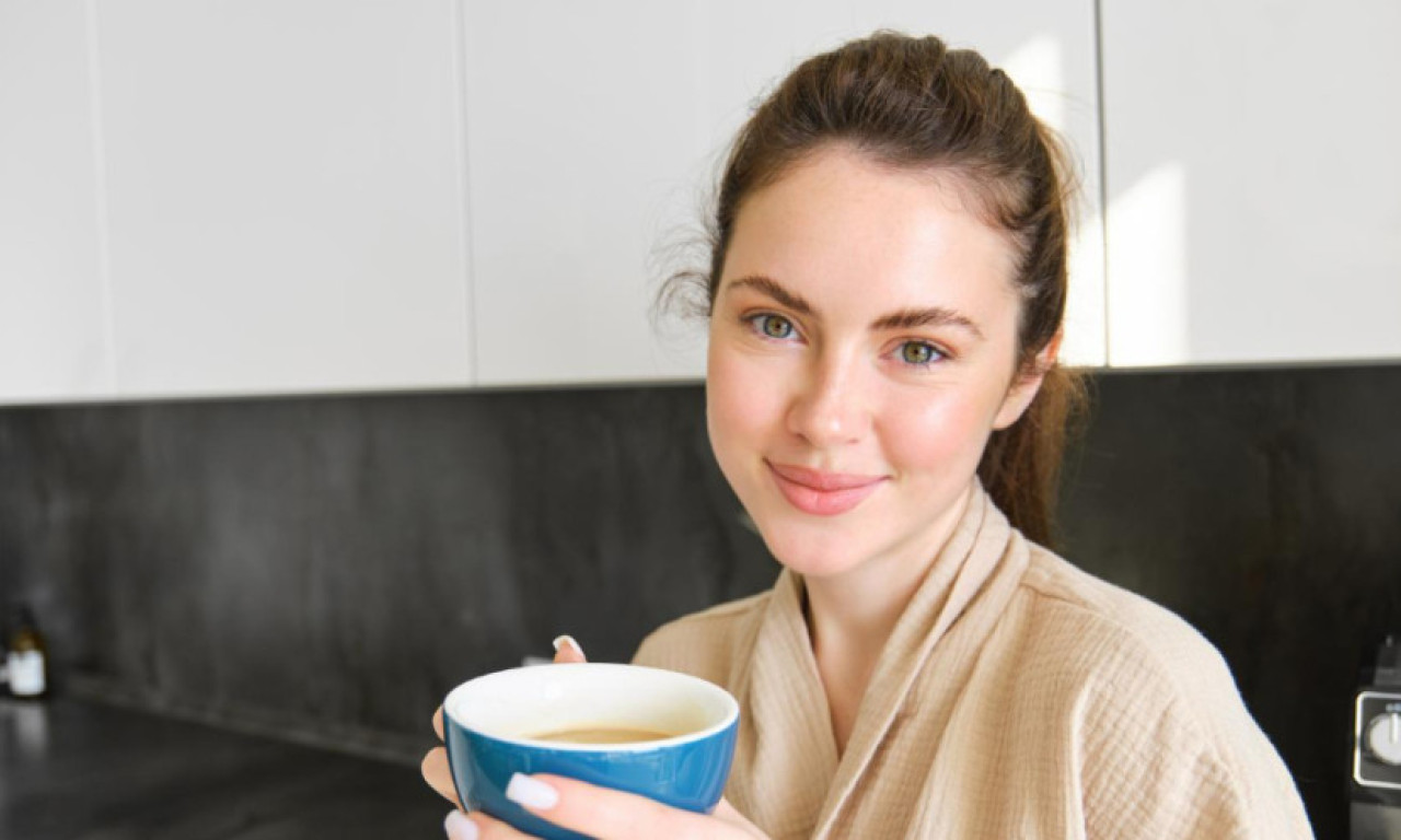 POD STRESOM STE? POPIJTE OVO Pet umirujućih napitaka koji pomažu da se smirite, prema mišljenju zdravstvenih stručnjaka