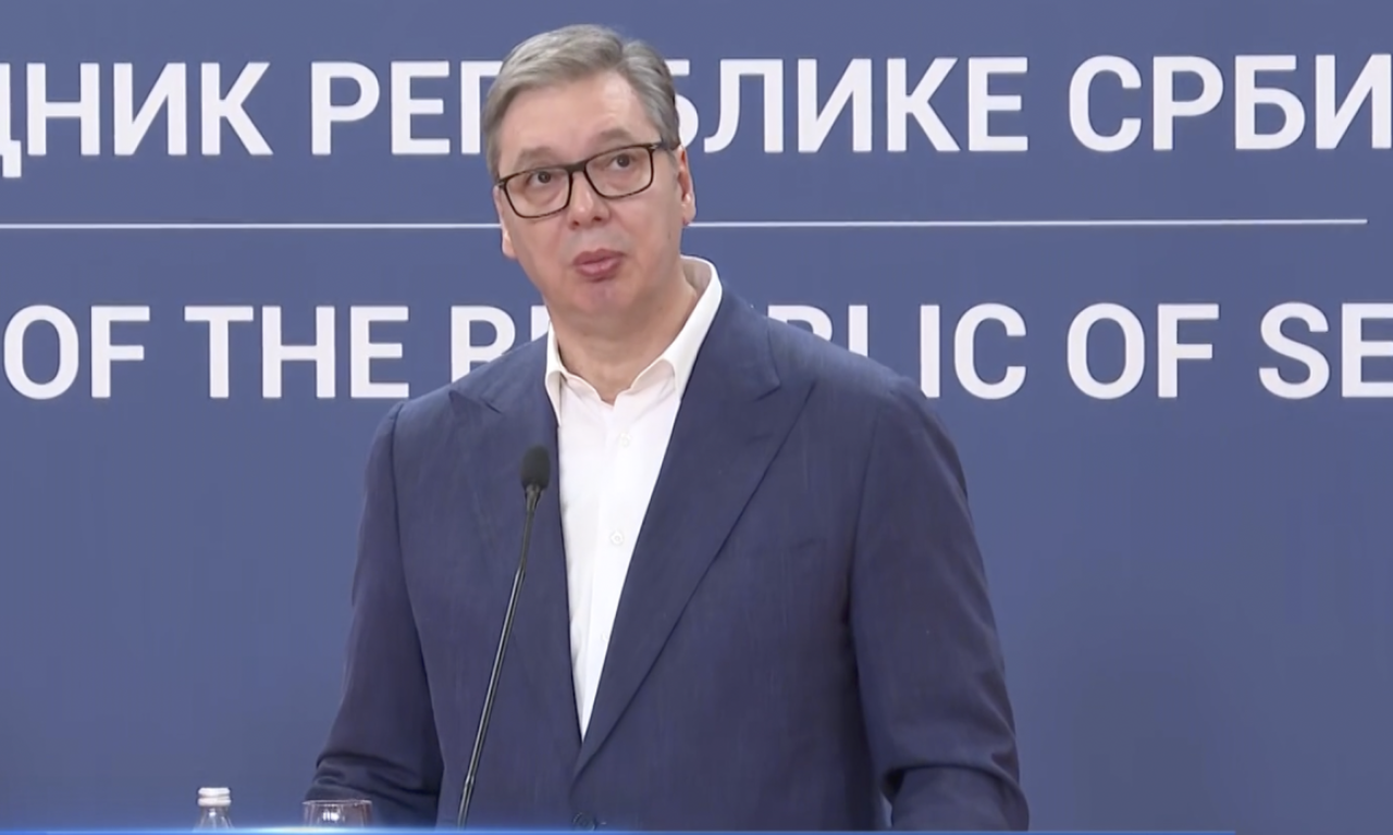 VUČIĆ POSLE SASTANKA SA BEKERATOM: "Srećan sam što sam primio Godišnji izveštaj Evropske komisije" (UŽIVO)