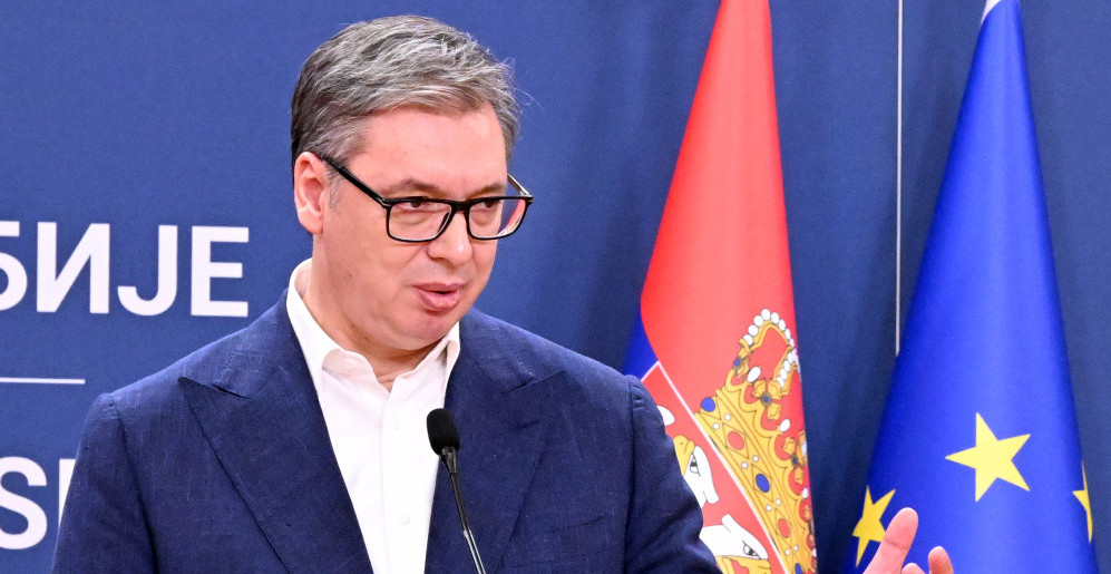 ALEKSANDAR VUČIĆ O NIS-u: "Nećemo skupljati dizel i benzin u kanticama!"