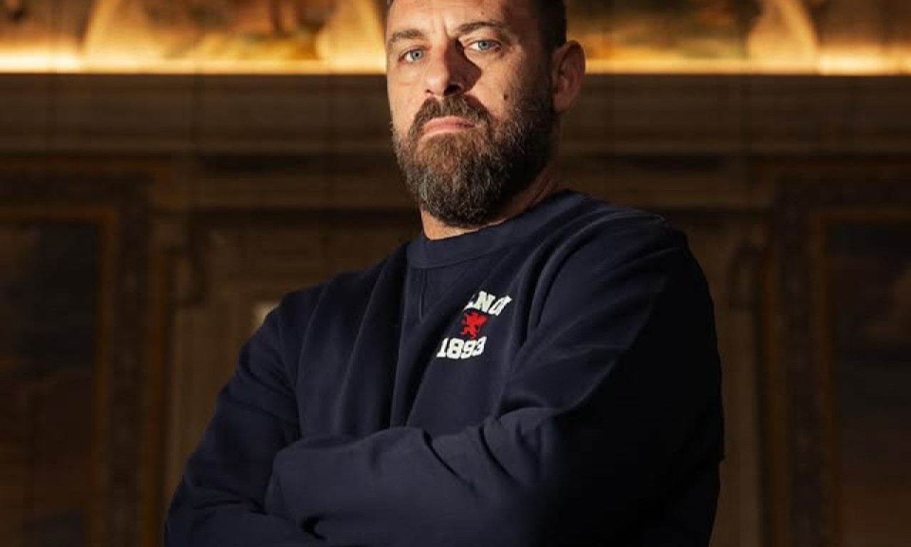 LEGENDARNI FUDBALER NA KLUPI ĐENOVE! Bivši as Rome ima novi angažman!